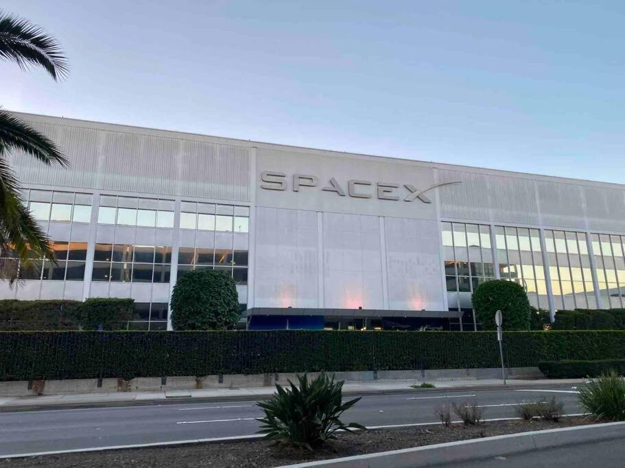 Space X ,Lax & Beaches Beautiful Guest House Gardena Luaran gambar