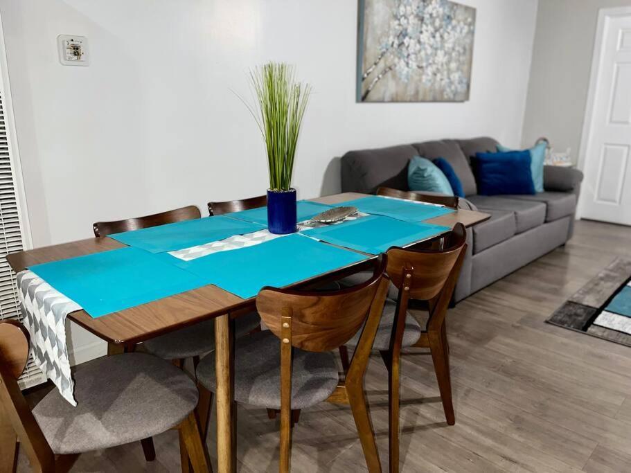 Space X ,Lax & Beaches Beautiful Guest House Gardena Luaran gambar